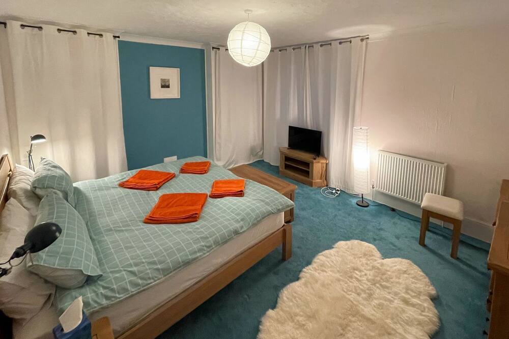 Photo of Bedroom in Littlehampton