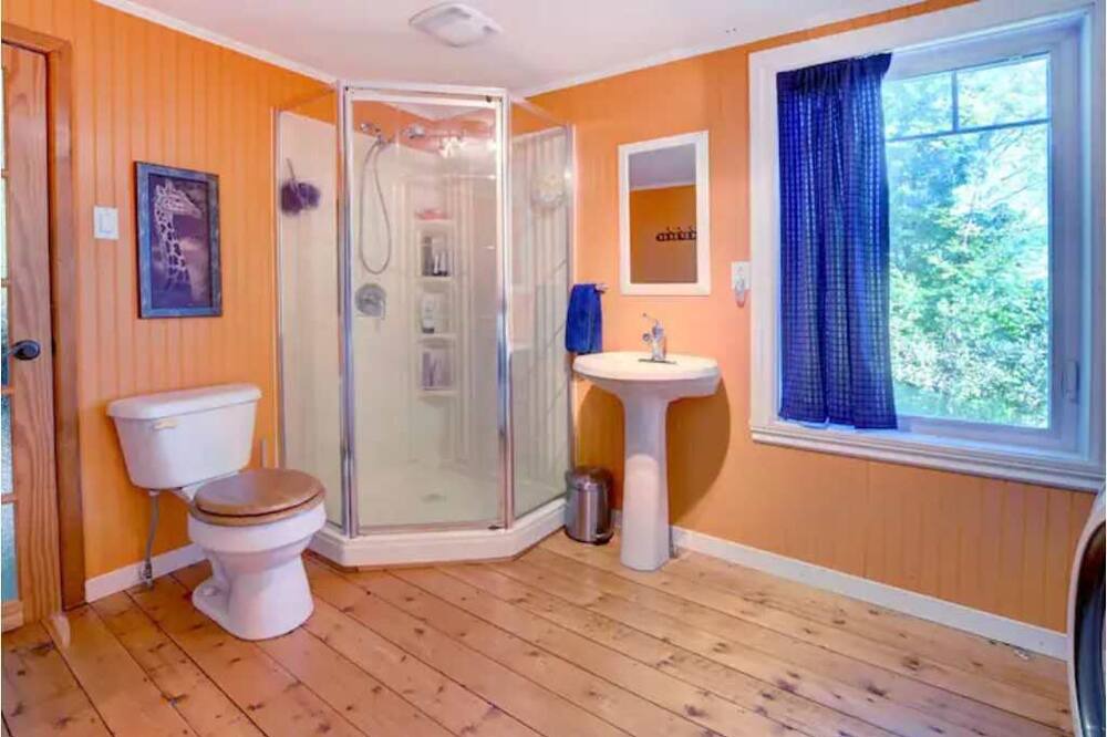 Photo of Bathroom in Mandeville