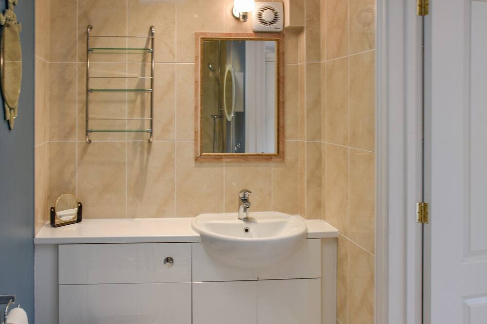 Photo of Bathroom in Aldborough