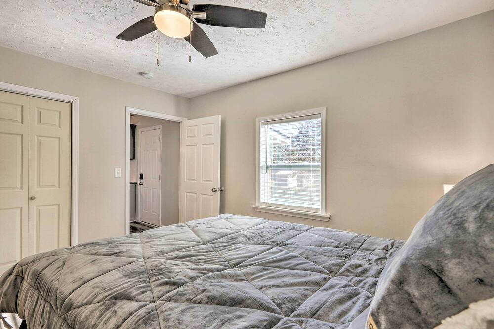 Photo of Bedroom in Carrollton