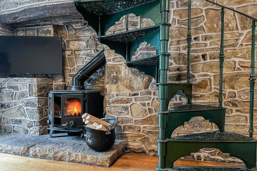 Photo of Others in Hayfield