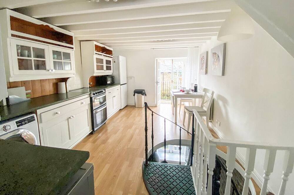 Photo of Kitchen in Hayfield