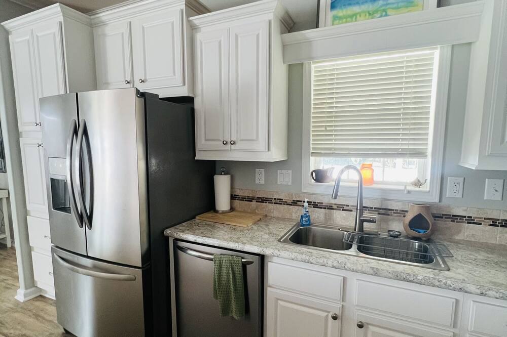 Photo of Kitchen in Suwannee