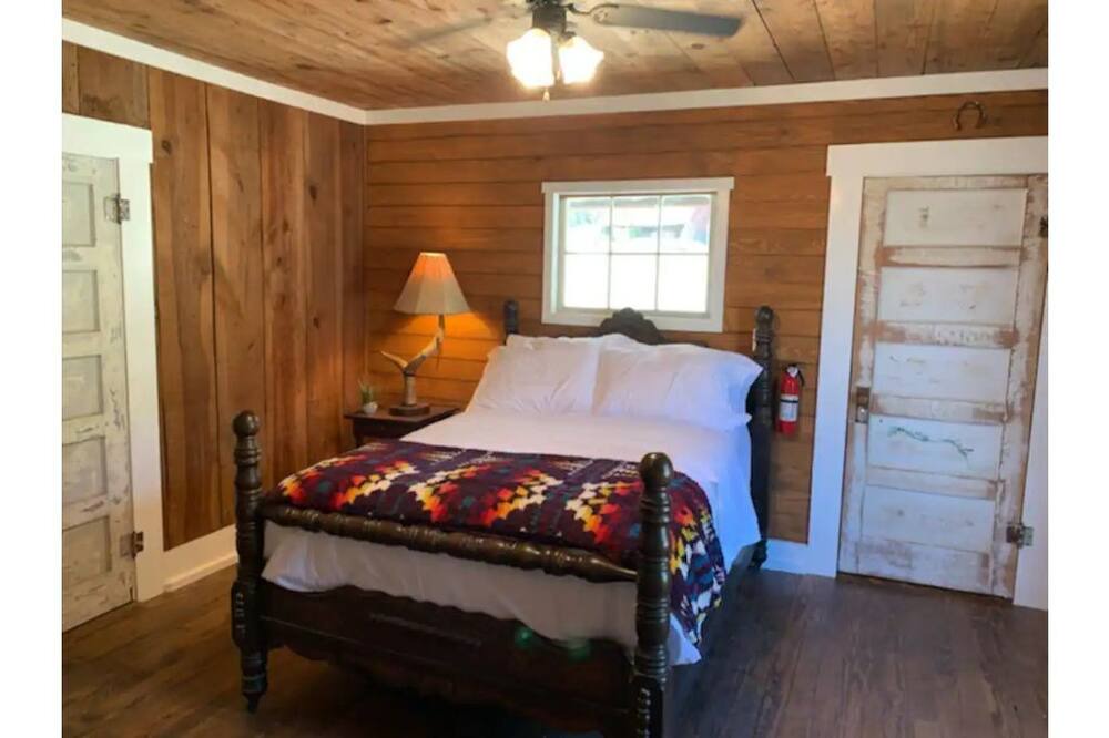 Photo of Bedroom in Jonesboro