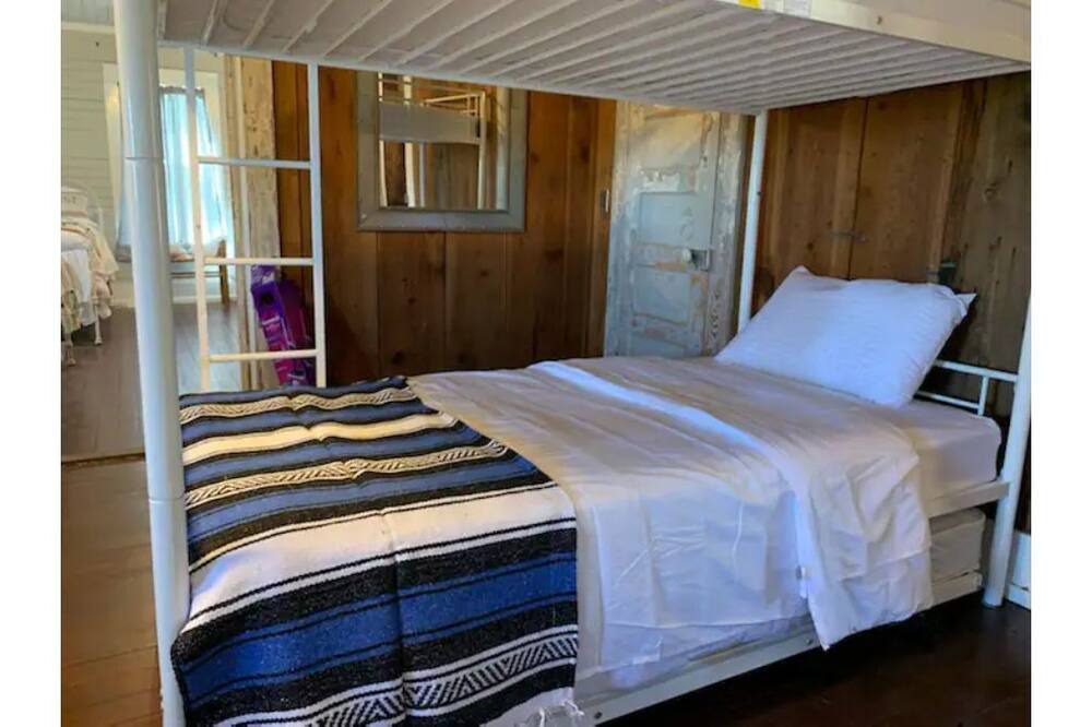 Photo of Bedroom in Jonesboro