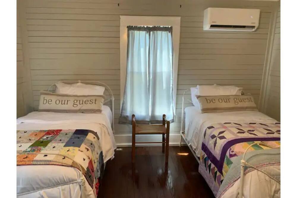 Photo of Bedroom in Jonesboro