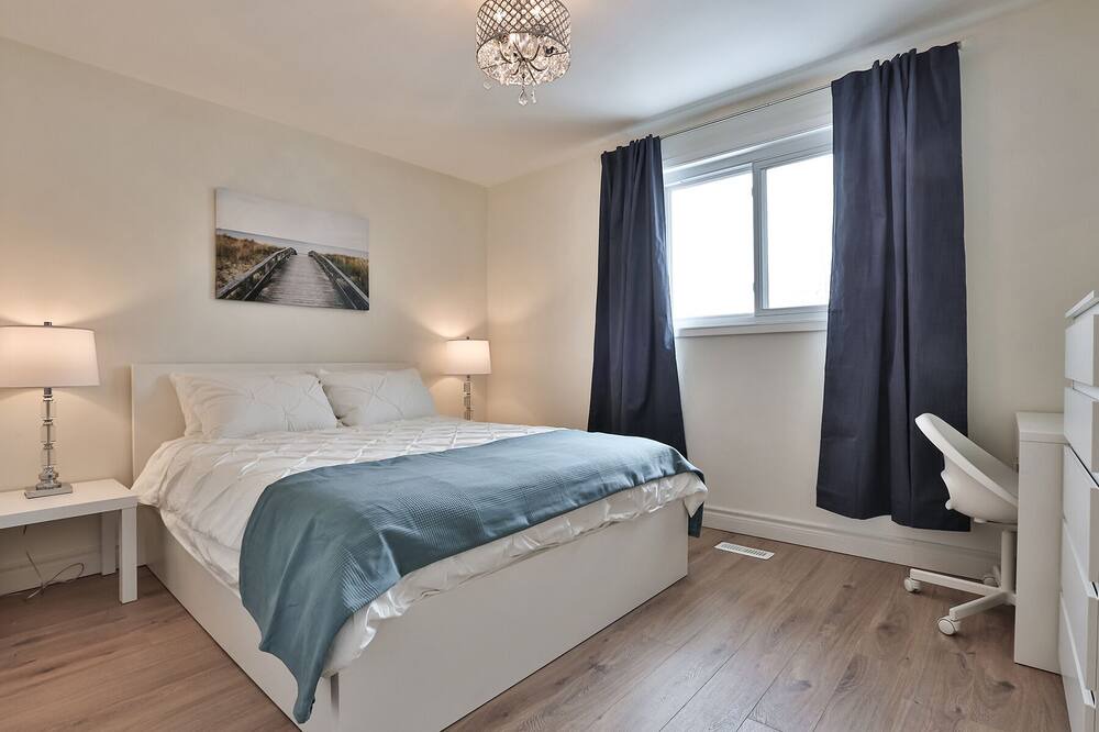 Photo of Bedroom in Newmarket