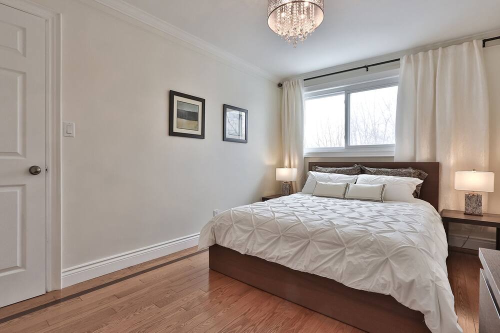 Photo of Bedroom in Newmarket