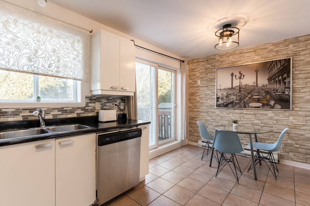 Photo of Kitchen in Brossard