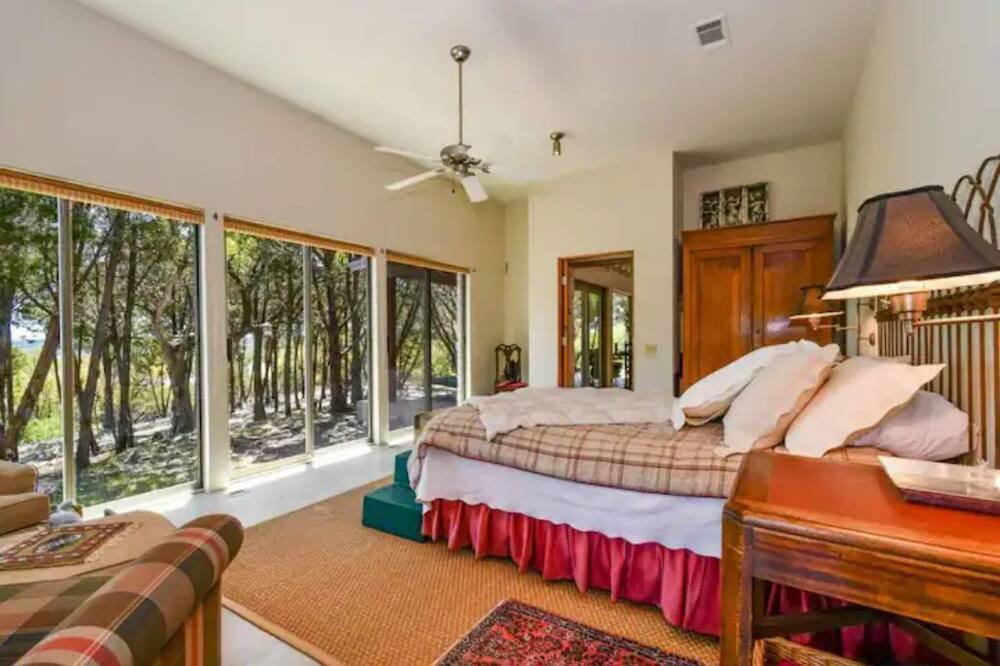 Photo of Bedroom in Jonesboro