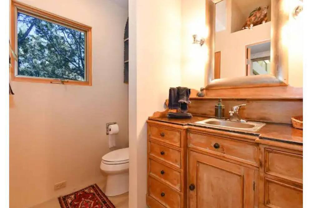 Photo of Bathroom in Jonesboro