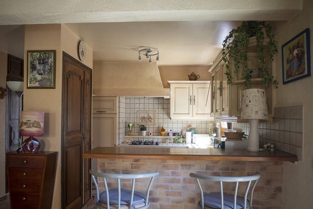 Photo of Kitchen in Sigonce