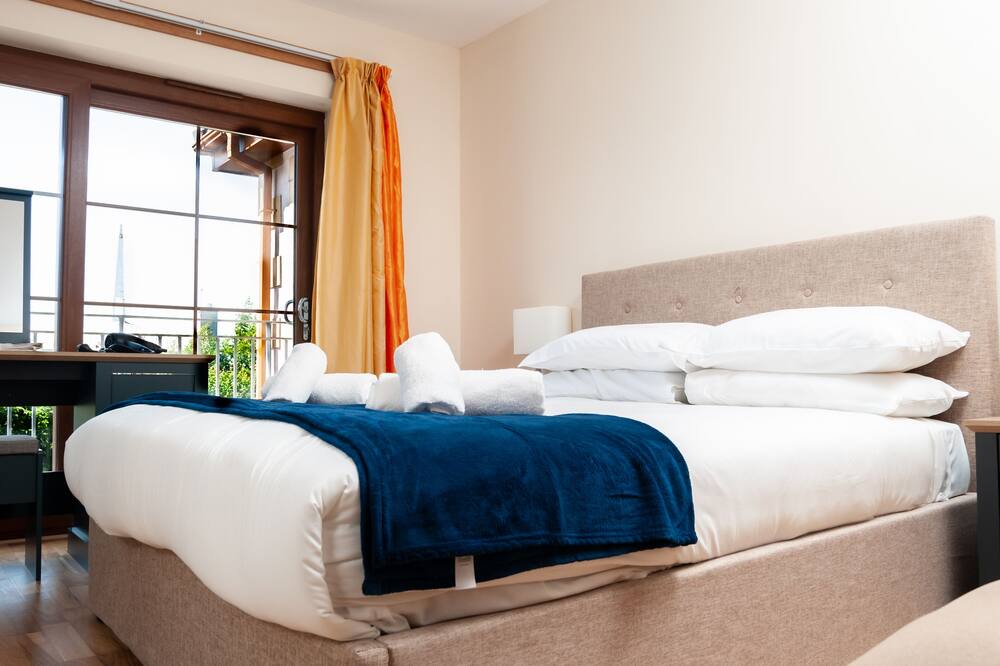 Photo of Bedroom in MacMerry