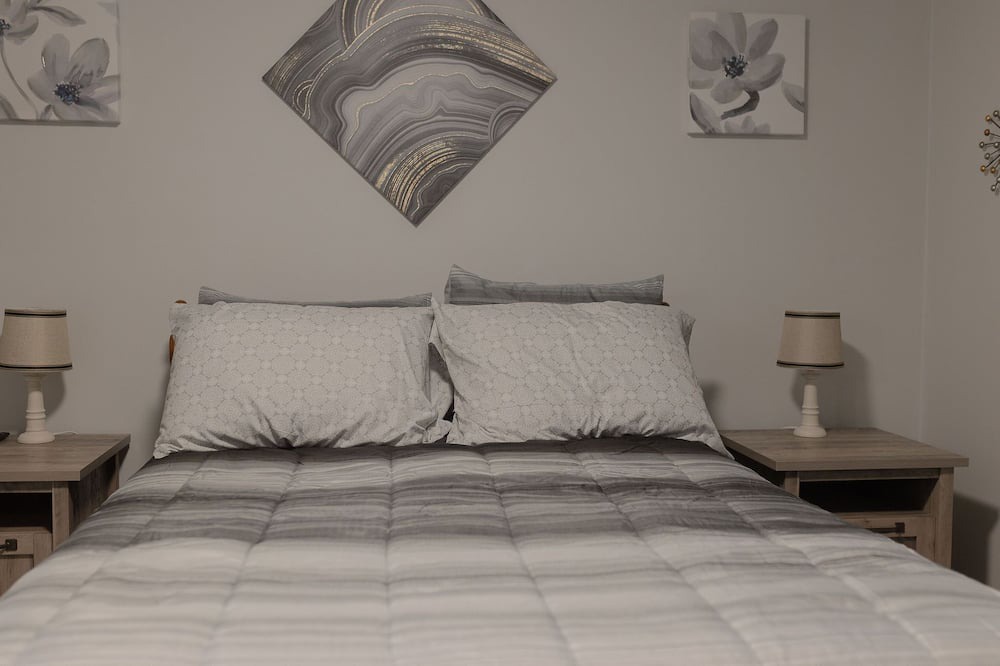 Photo of Bedroom in Crawfordsville