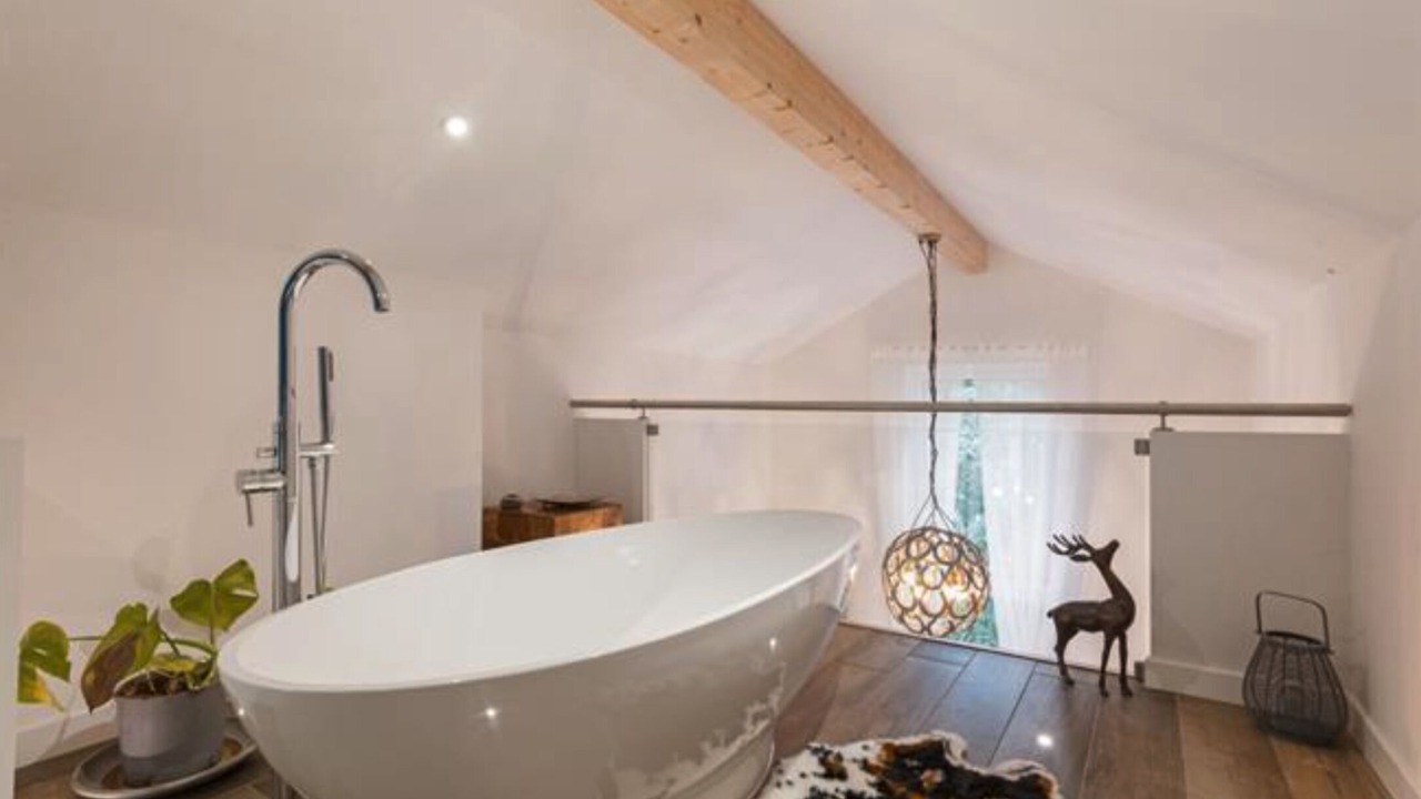 Photo of Others in Tickenham