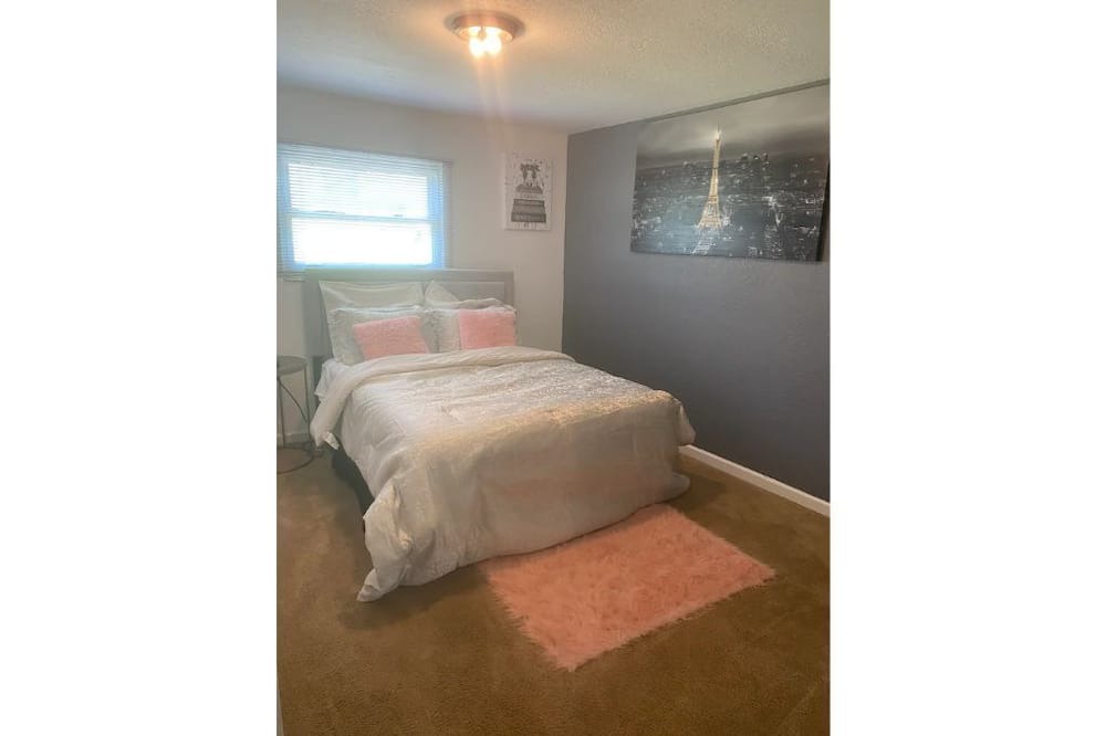 Photo of Bedroom in Arnold