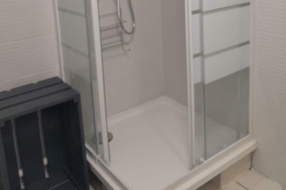 Photo of Bathroom in Levroux