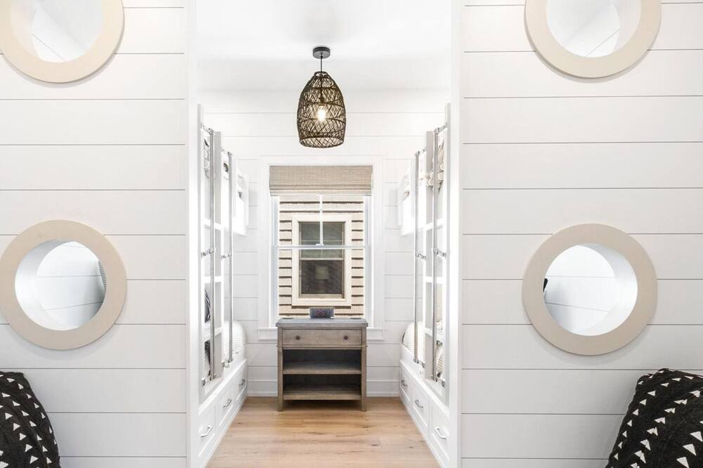 Photo of Bathroom in South Beach Haven