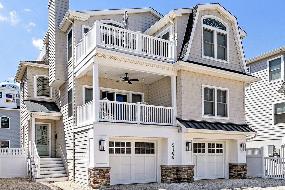 Photo of Outdoor in South Beach Haven