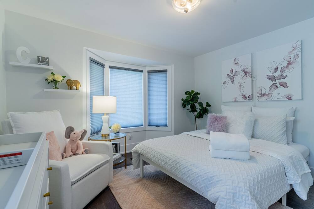 Photo of Bedroom in Oro-Medonte