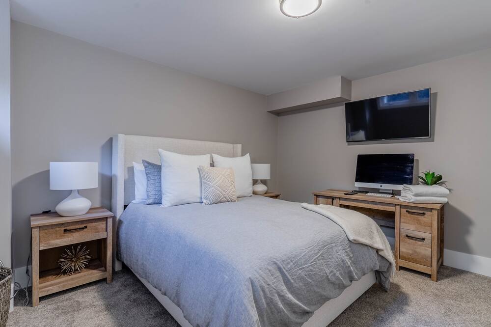 Photo of Bedroom in Oro-Medonte