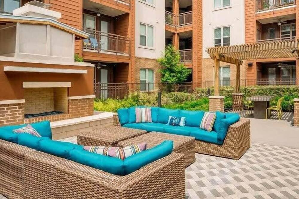 Photo of Outdoor in West Congress
