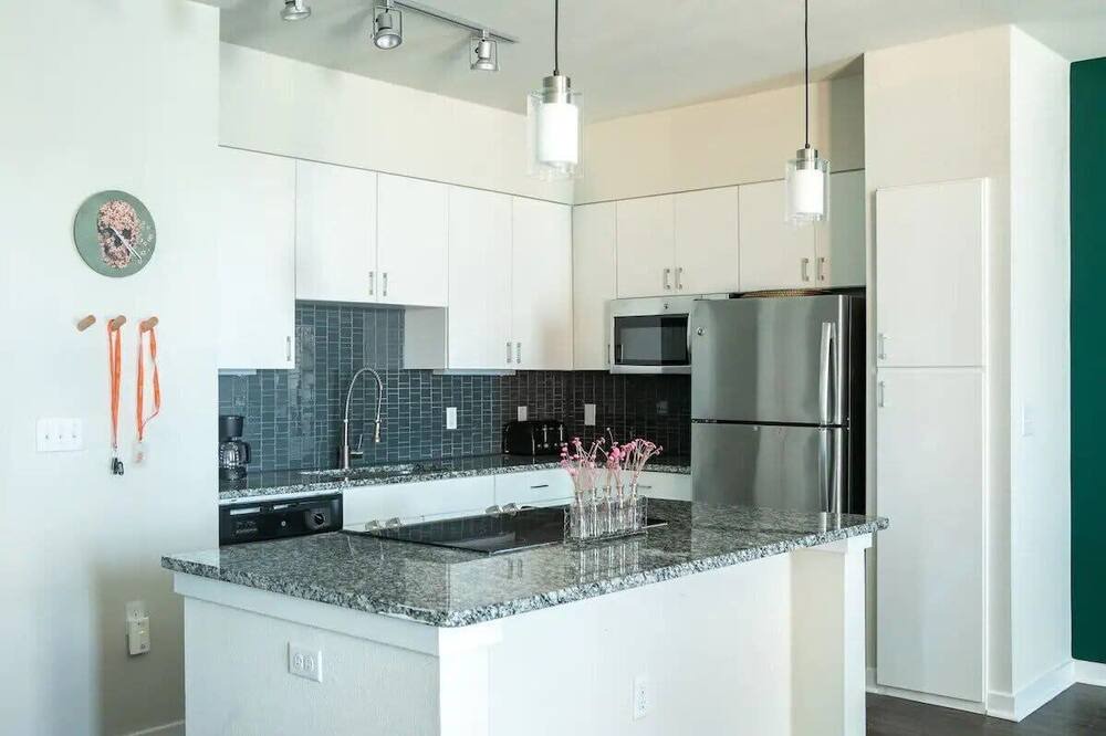 Photo of Kitchen in West Congress