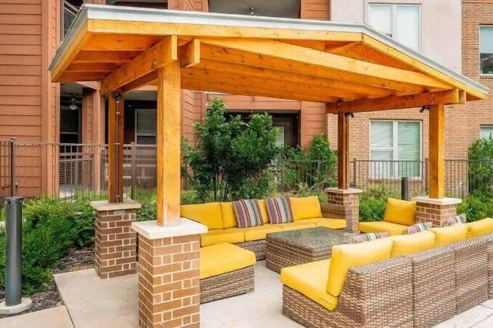 Photo of Patio Balcony in West Congress