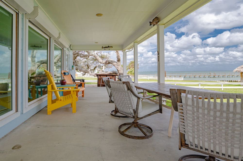 Photo of Others in Harbor Oaks