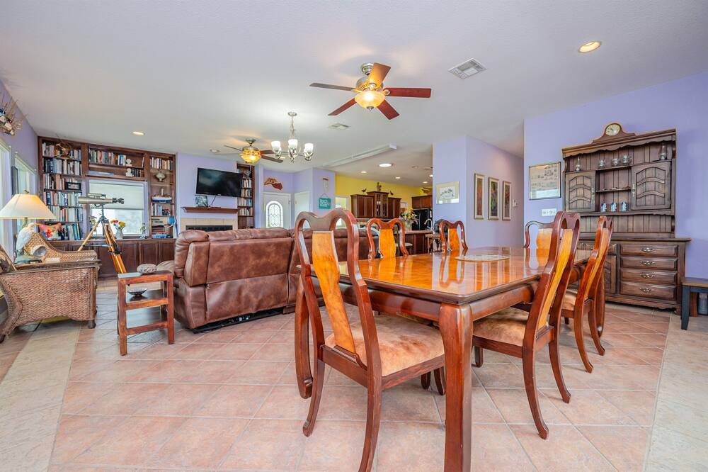 Photo of Others in Harbor Oaks