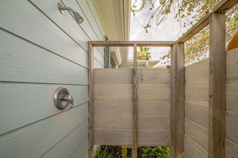 Photo of Others in Harbor Oaks