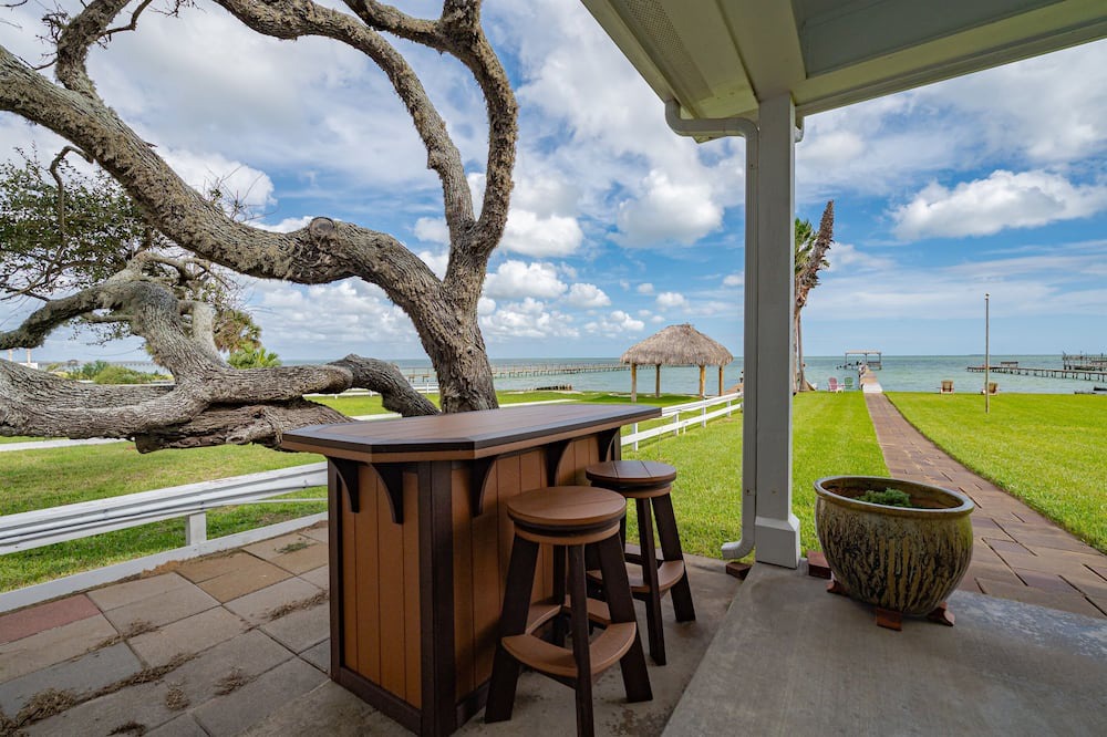 Photo of Others in Harbor Oaks