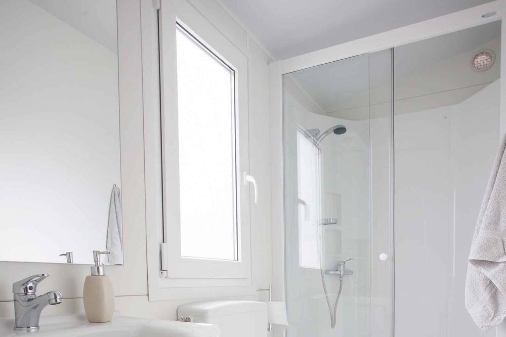 Photo of Bathroom in Zelena