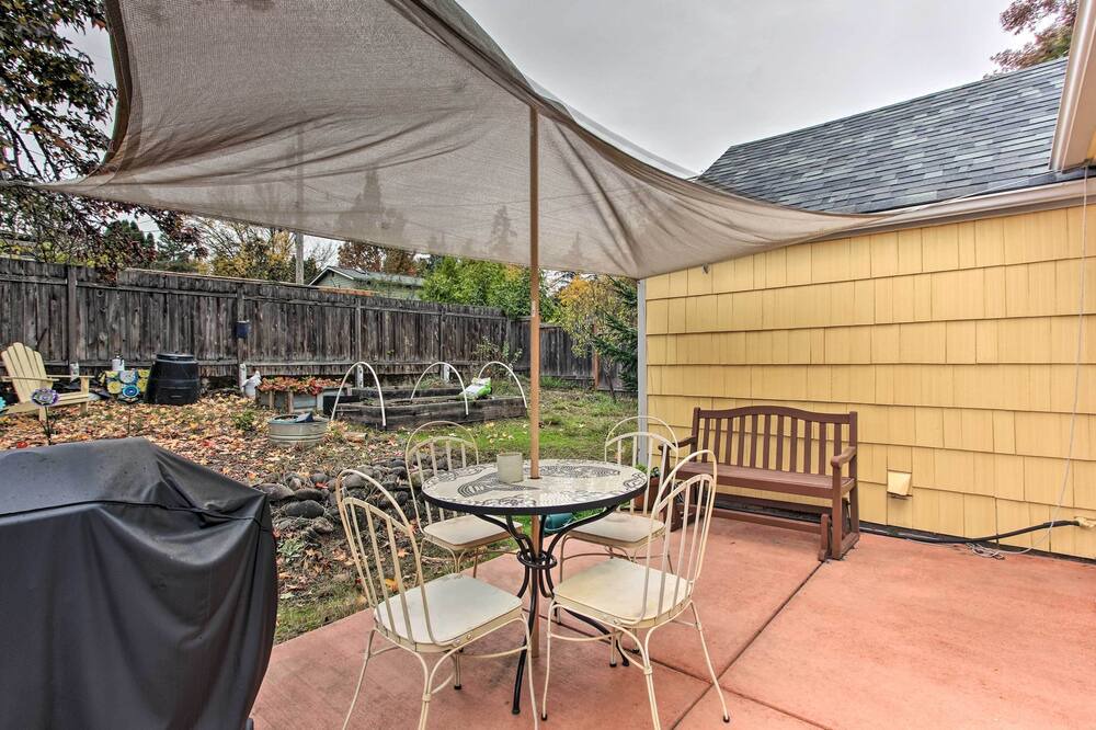 Photo of Outdoor in College Hill