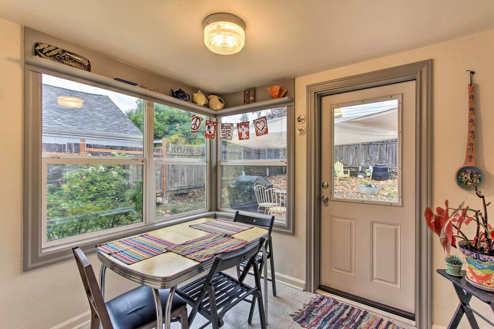 Photo of Others in College Hill