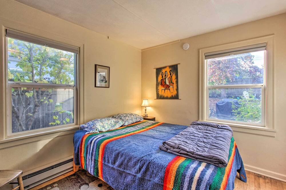 Photo of Others in College Hill