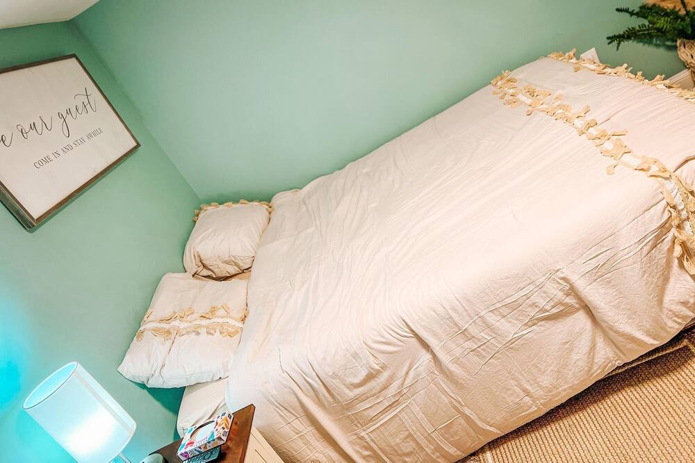 Photo of Bedroom in North Chesterfield