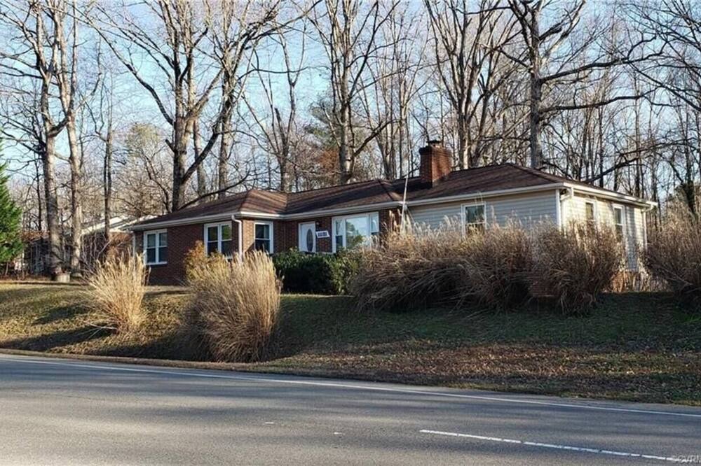 Photo of Outdoor in North Chesterfield