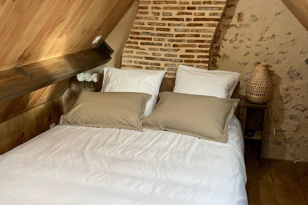Photo of Bedroom in Pirmil