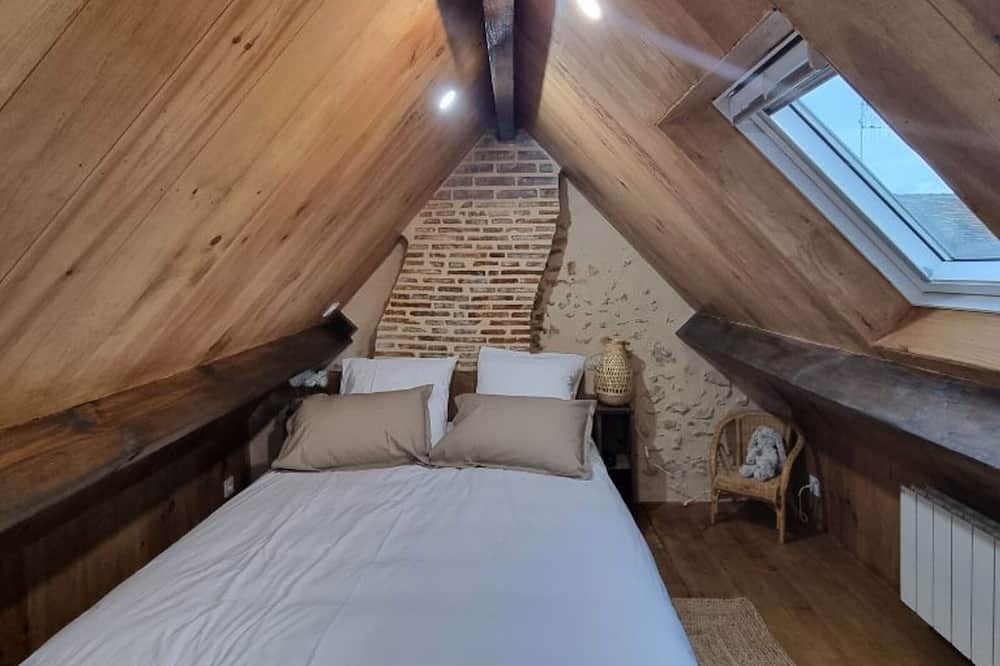 Photo of Bedroom in Pirmil