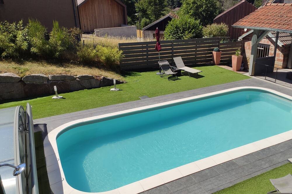 Photo of Outdoor in Pierre-Percee