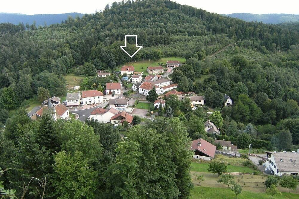 Photo of Others in Pierre-Percee
