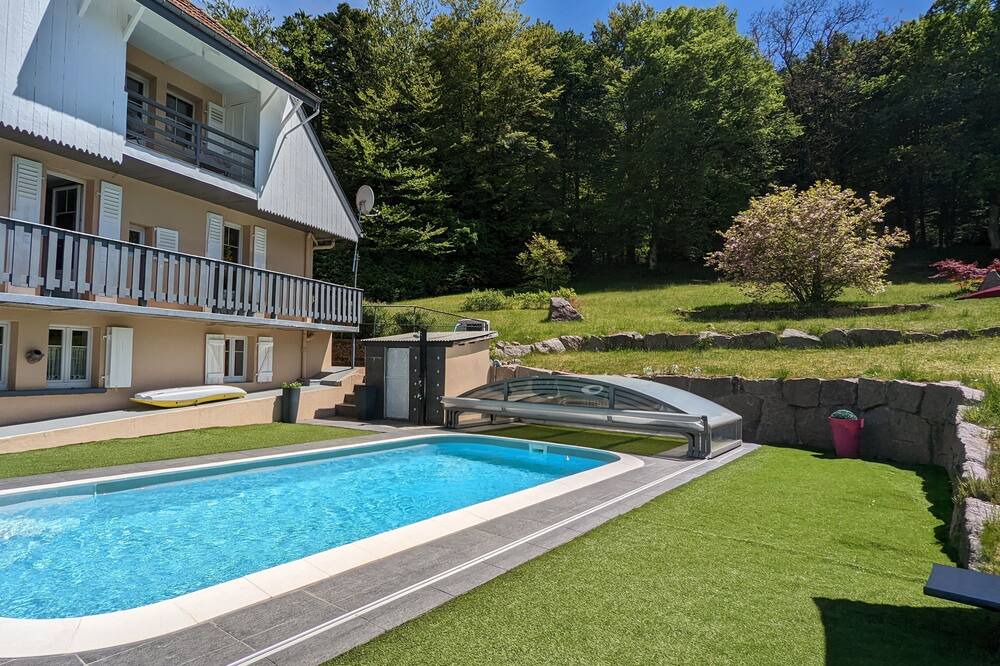 Photo of Outdoor in Pierre-Percee