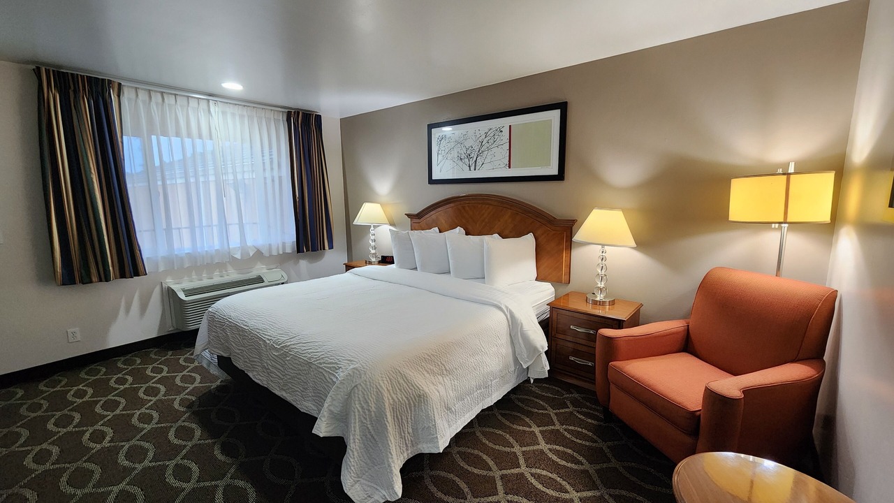 Photo of Bedroom in Downtown