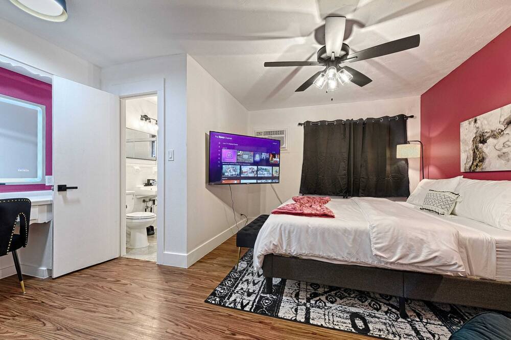 Photo of Bathroom in Bryan Place