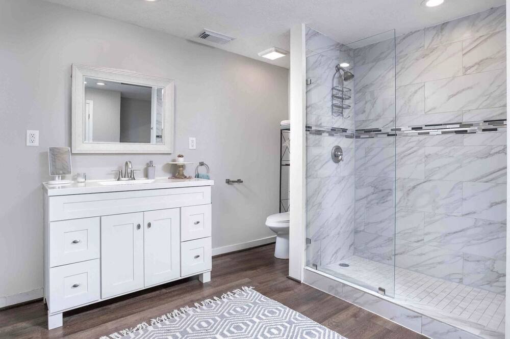Photo of Bathroom in Montgomery