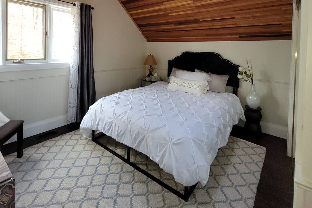 Photo of Bedroom in Nosbonsing
