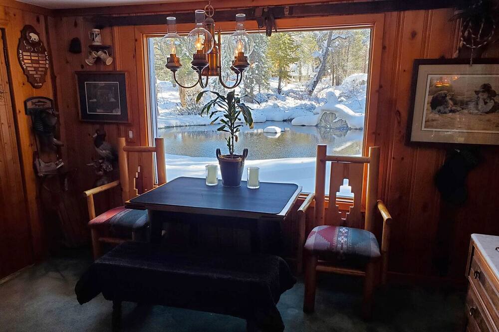 Photo of Bedroom in Tahoe National Forest