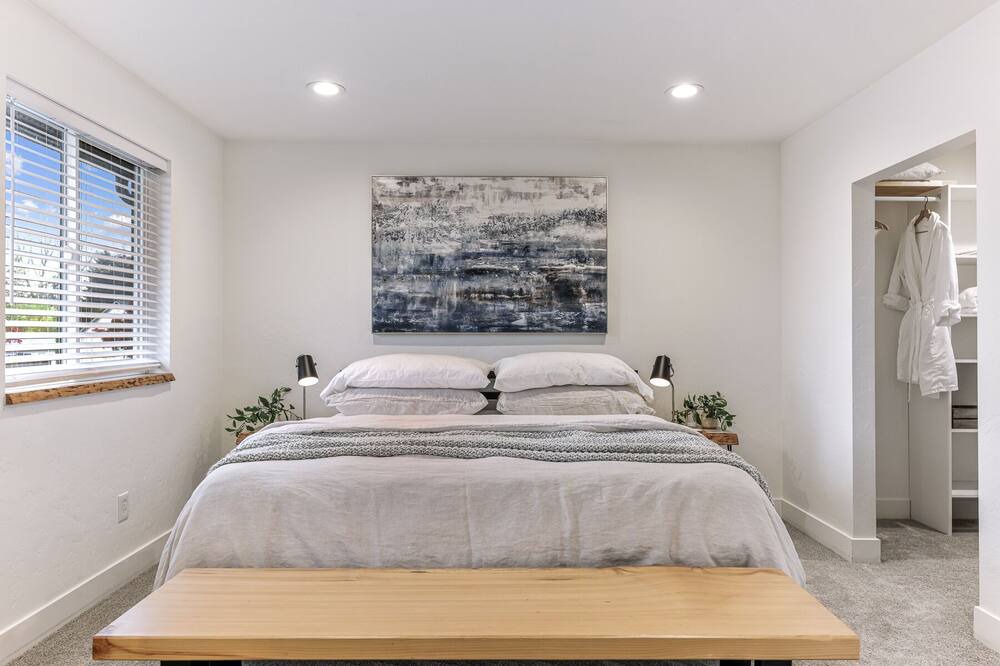 Photo of Bedroom in Sedro-Woolley