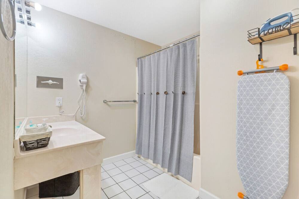 Photo of Others in New Florence